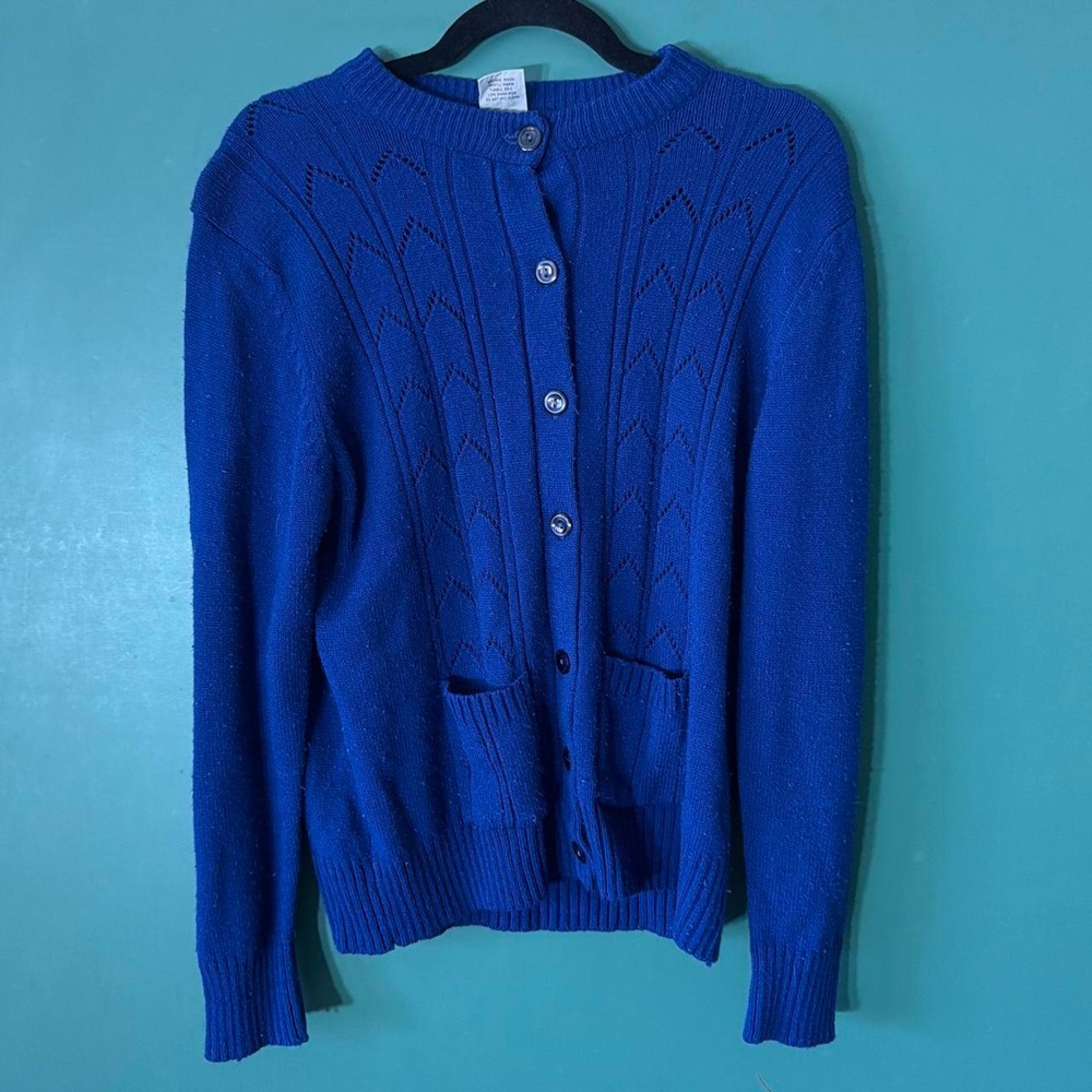 Vintage 1970s Da Fran Royal Blue Chevron Knit Acrylic Cardigan Sweater Small